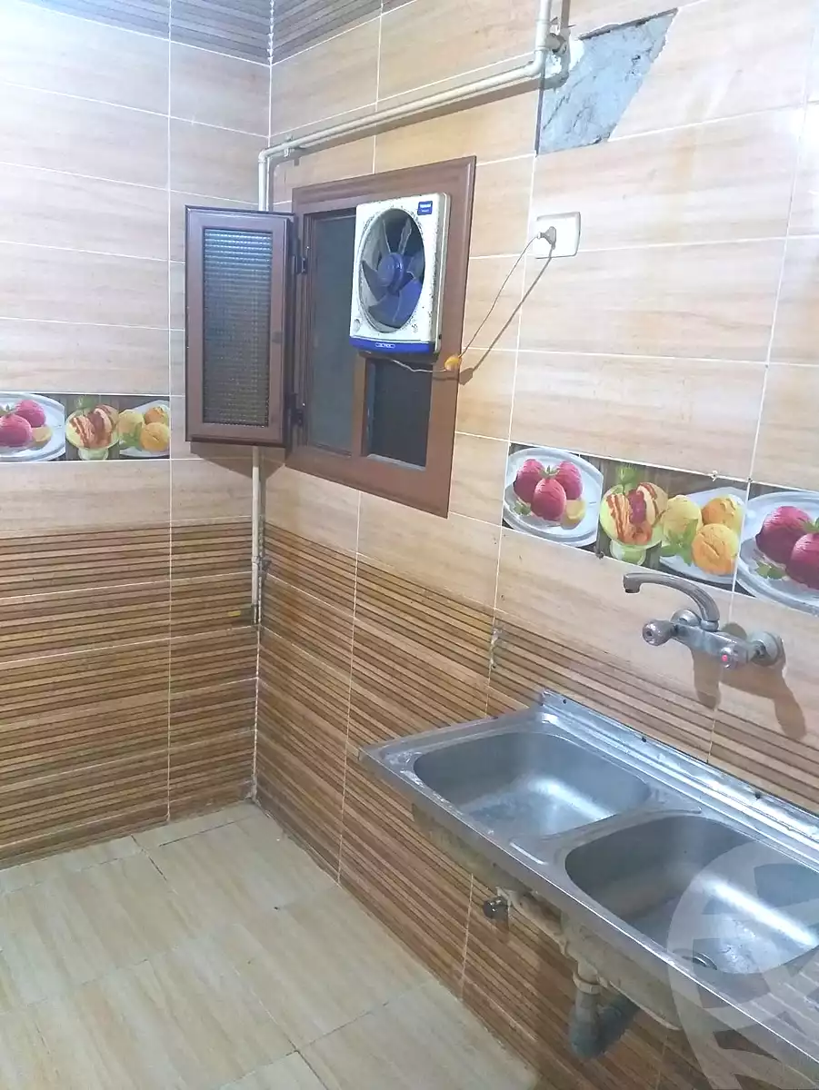 https://aqarmap.com.eg/ar/listing/6999341-for-sale-cairo-faisal-kafr-tohormos-queen-nazli-st