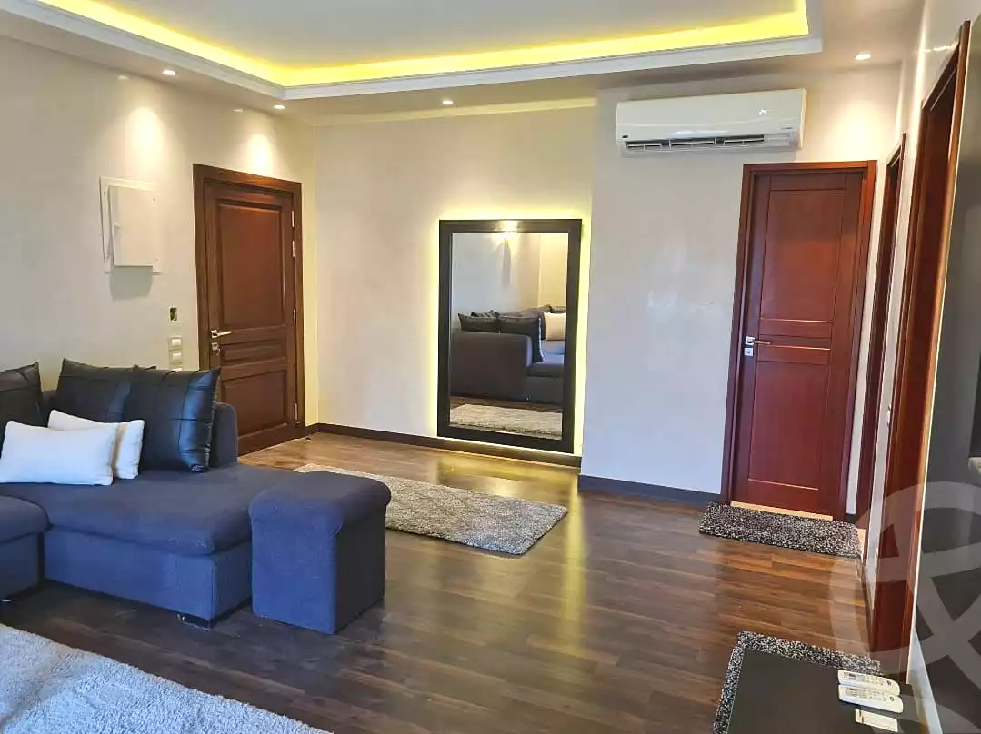 https://aqarmap.com.eg/en/listing/6999848-for-rent-cairo-new-cairo-compounds-hyde-park-centre-ville-hyde-park