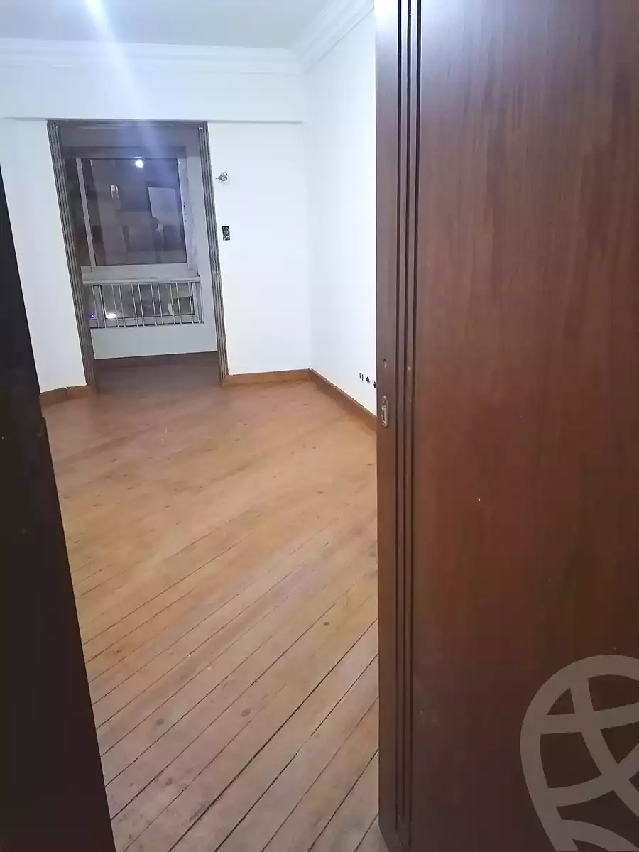 https://aqarmap.com.eg/ar/listing/6996870-for-rent-cairo-ljyz-shareaa-morad  charel degol
