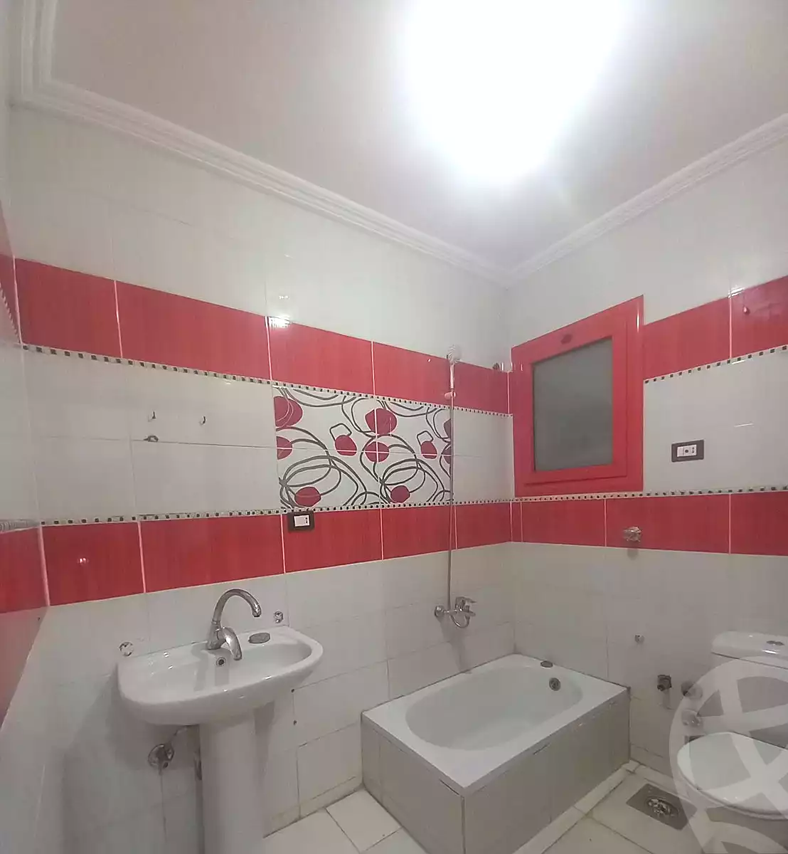 https://aqarmap.com.eg/en/listing/7000064-for-sale-alexandria-lsywf-el-falki