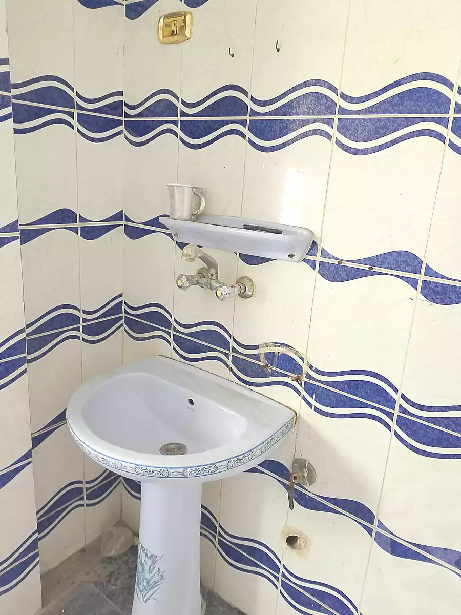 https://aqarmap.com.eg/ar/listing/7000101-for-sale-alexandria-lsywf-abd-el-fattah-el-shashaei-st