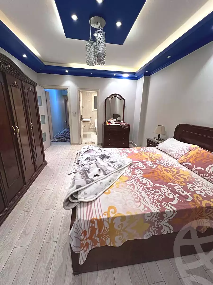 https://aqarmap.com.eg/ar/listing/7000111-for-rent-cairo-manial-el-rawda-st