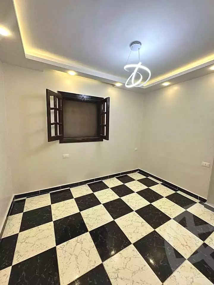 https://aqarmap.com.eg/en/listing/7000251-for-rent-alexandria-bw-qyr-street-25