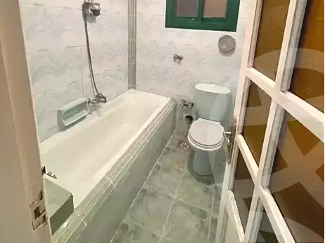 https://aqarmap.com.eg/ar/listing/7000344-for-rent-alexandria-moharram-bey-ibn-amir-st
