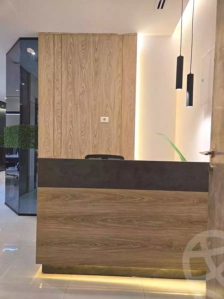 https://aqarmap.com.eg/ar/listing/7000645-for-rent-cairo-new-cairo-compounds-krnyl-byzns-hb-fyks-llttwyr-l-qry