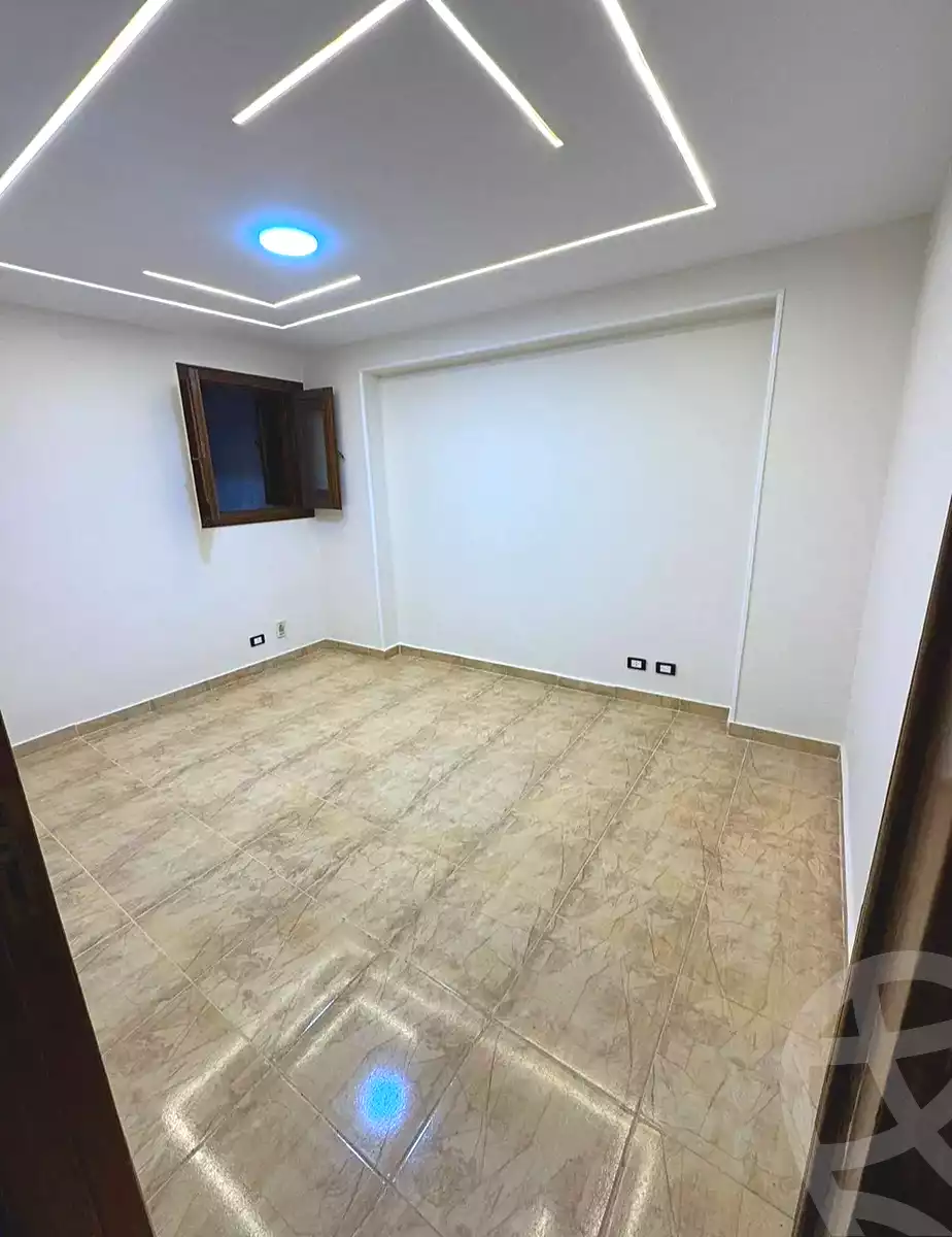 https://aqarmap.com.eg/ar/listing/7000662-for-sale-alexandria-sydy-bshr-sydy-bshr-bhry-shr-mhmwd-l-yswy