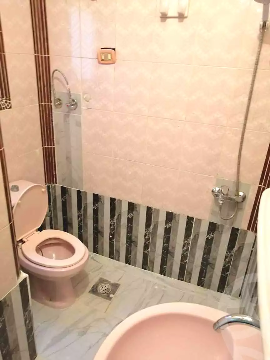 https://aqarmap.com.eg/en/listing/7000790-for-sale-alexandria-sydy-bshr-sydy-bshr-bhry