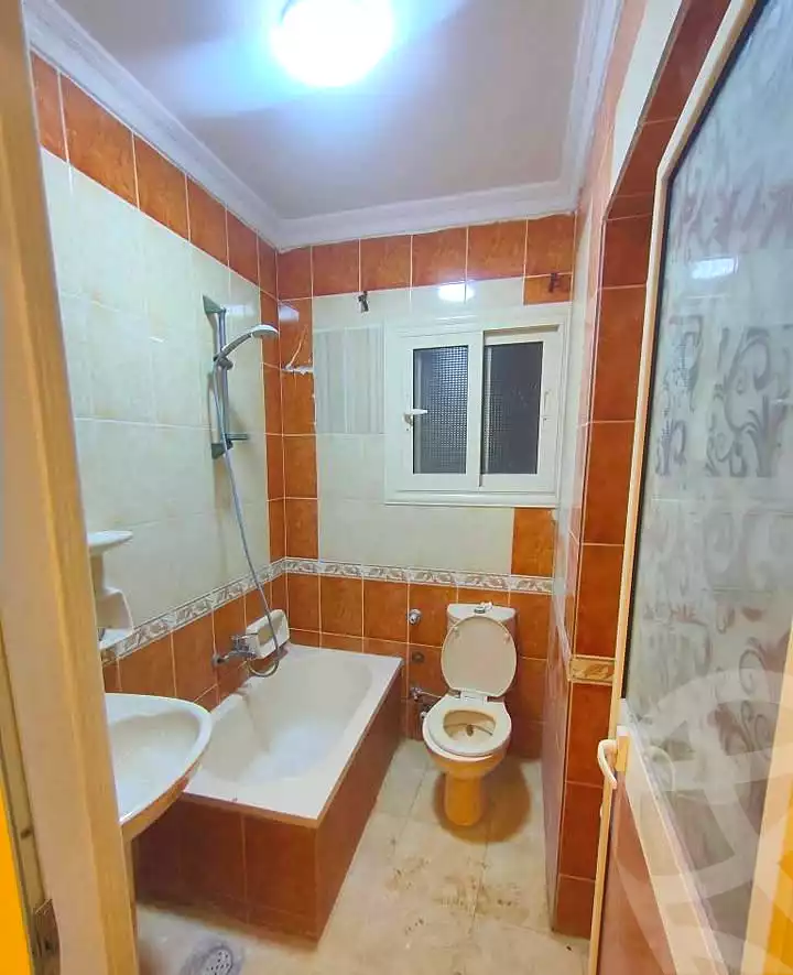 https://aqarmap.com.eg/en/listing/7000839-for-sale-alexandria-lsywf-el-falki