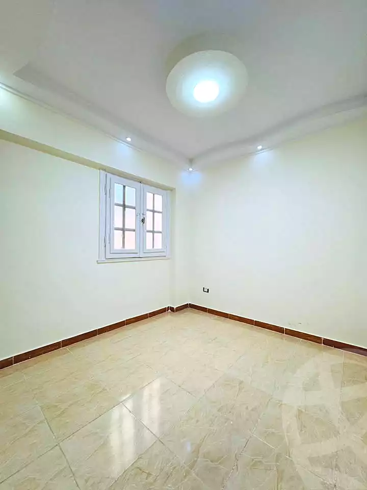 https://aqarmap.com.eg/ar/listing/7000931-for-sale-alexandria-al-agamy-shataa-el-nakheel