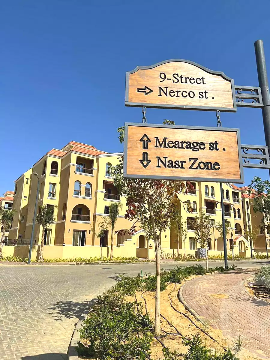 https://aqarmap.com.eg/en/listing/7000944-for-sale-cairo-el-shorouk-compounds-maadi-view