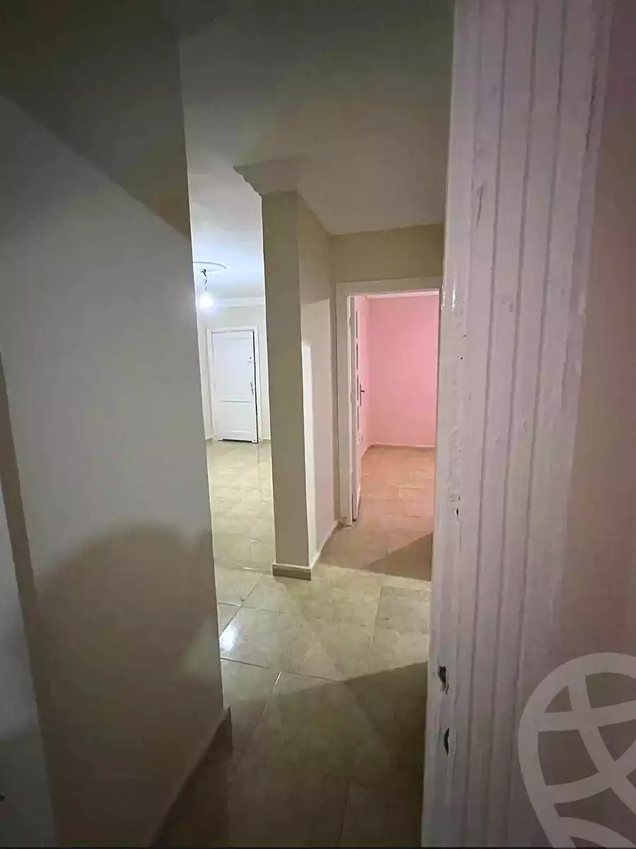 https://aqarmap.com.eg/ar/listing/7000975-for-rent-alexandria-shds
