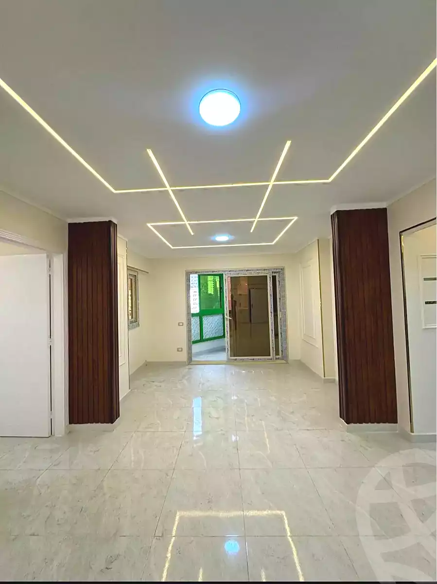 https://aqarmap.com.eg/ar/listing/7000984-for-sale-alexandria-sydy-bshr-sydy-bshr-bhry-shr-mhmwd-l-yswy