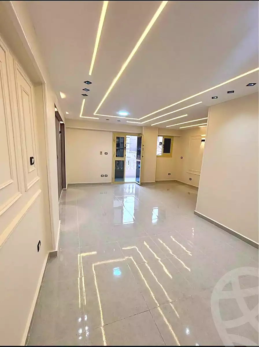 https://aqarmap.com.eg/ar/listing/7000990-for-sale-alexandria-sydy-bshr-sydy-bshr-bhry