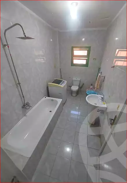https://aqarmap.com.eg/ar/listing/7001088-for-sale-cairo-helwan-sherif-st