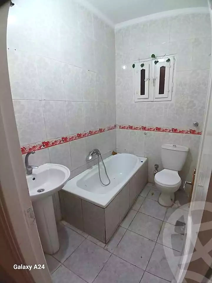 https://aqarmap.com.eg/ar/listing/7001100-for-rent-alexandria-el-asafra-l-sfr-bhry