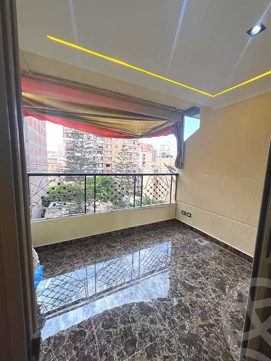 https://aqarmap.com.eg/ar/listing/7001162-for-sale-alexandria-al-agamy-lbytsh