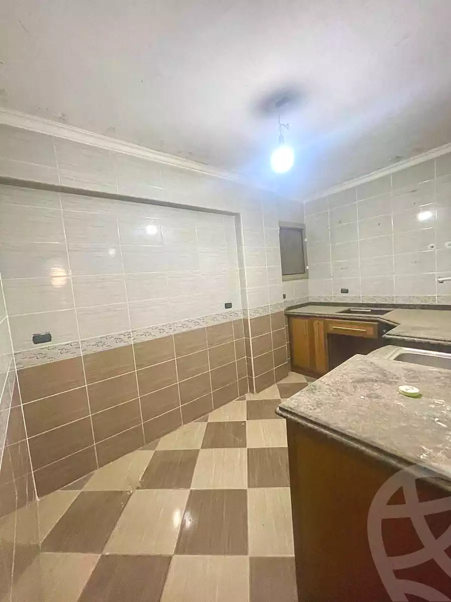 https://aqarmap.com.eg/en/listing/7001327-for-sale-alexandria-al-agamy-lbytsh-shahr-al-assal-st