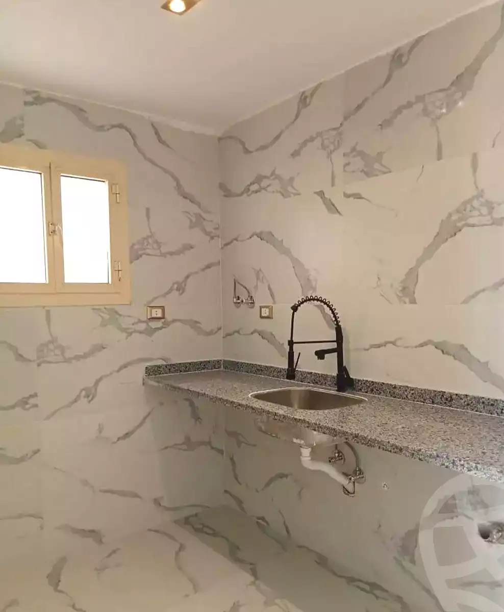 https://aqarmap.com.eg/en/listing/7002008-for-sale-alexandria-el-asafra-l-sfr-bhry-el-geish-rd
