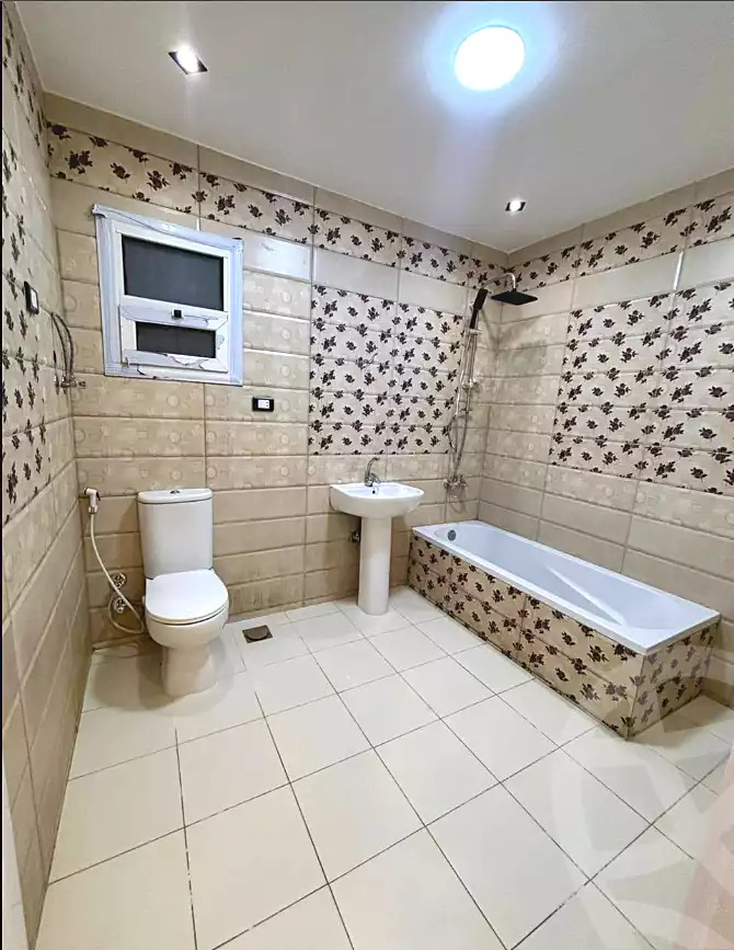 https://aqarmap.com.eg/ar/listing/7002839-for-sale-alexandria-sydy-bshr-sydy-bshr-bhry-khalil-hamada-st