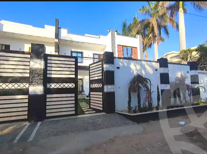 https://aqarmap.com.eg/en/listing/7002887-for-sale-alexandria-king-maryot-omar-el-mokhtar-st