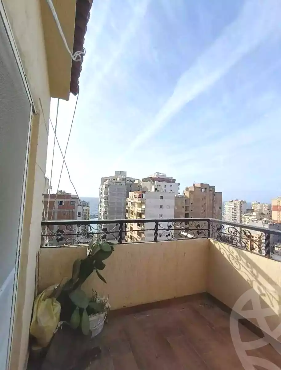 https://aqarmap.com.eg/ar/listing/7002923-for-rent-alexandria-sydy-bshr-sydy-bshr-bhry-shr-mhmwd-l-yswy