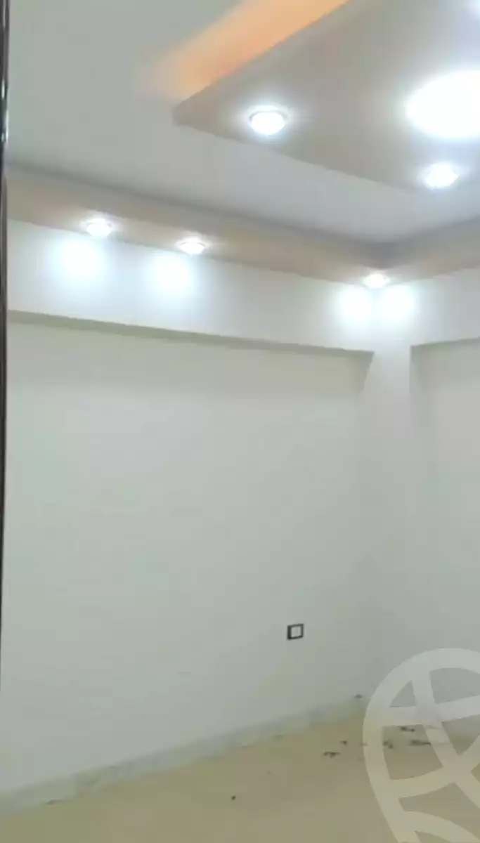 https://aqarmap.com.eg/ar/listing/7003149-for-sale-alexandria-al-agamy-el-hanouvel-al-asdakaa-st