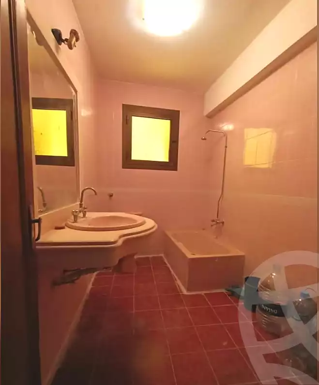 https://aqarmap.com.eg/ar/listing/7003542-for-sale-alexandria-al-agamy-lbytsh-al-samalehy-2-st
