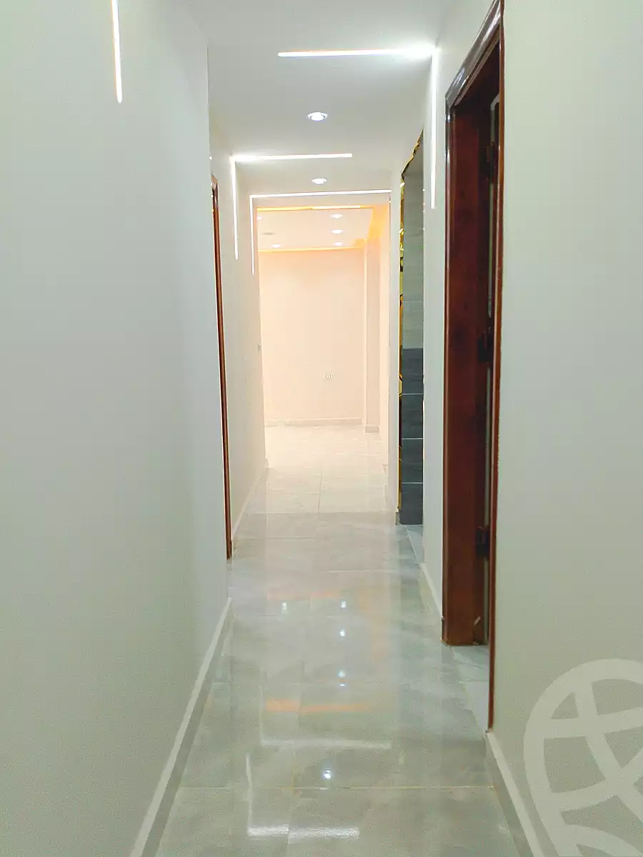 https://aqarmap.com.eg/ar/listing/7003773-for-sale-cairo-elnozha-Streettt-27