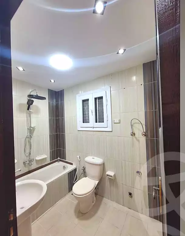 https://aqarmap.com.eg/ar/listing/7003879-for-sale-alexandria-sydy-bshr-sydy-bshr-bhry-street-16