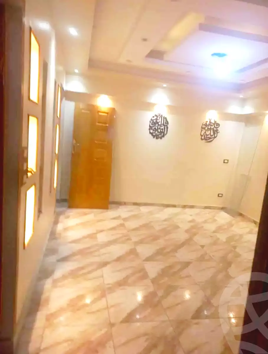 https://aqarmap.com.eg/ar/listing/7004432-for-sale-alexandria-sydy-bshr-sydy-bshr-qbly