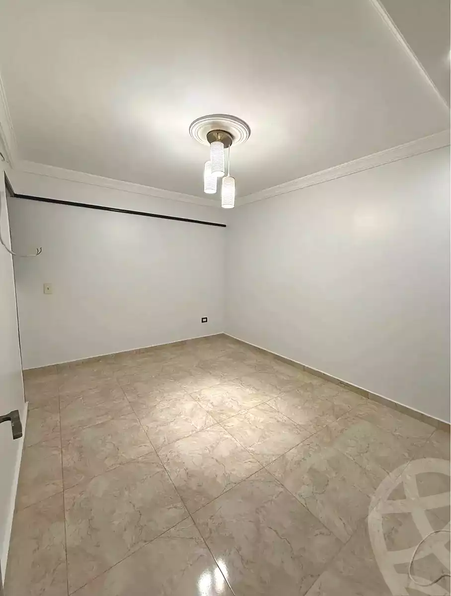 https://aqarmap.com.eg/en/listing/7004476-for-sale-alexandria-el-mandara-shr-jml-bd-lnsr