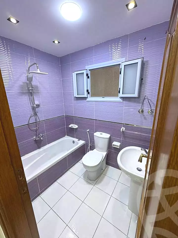 https://aqarmap.com.eg/ar/listing/7004644-for-sale-alexandria-sydy-bshr-sydy-bshr-bhry-shr-mhmwd-l-yswy
