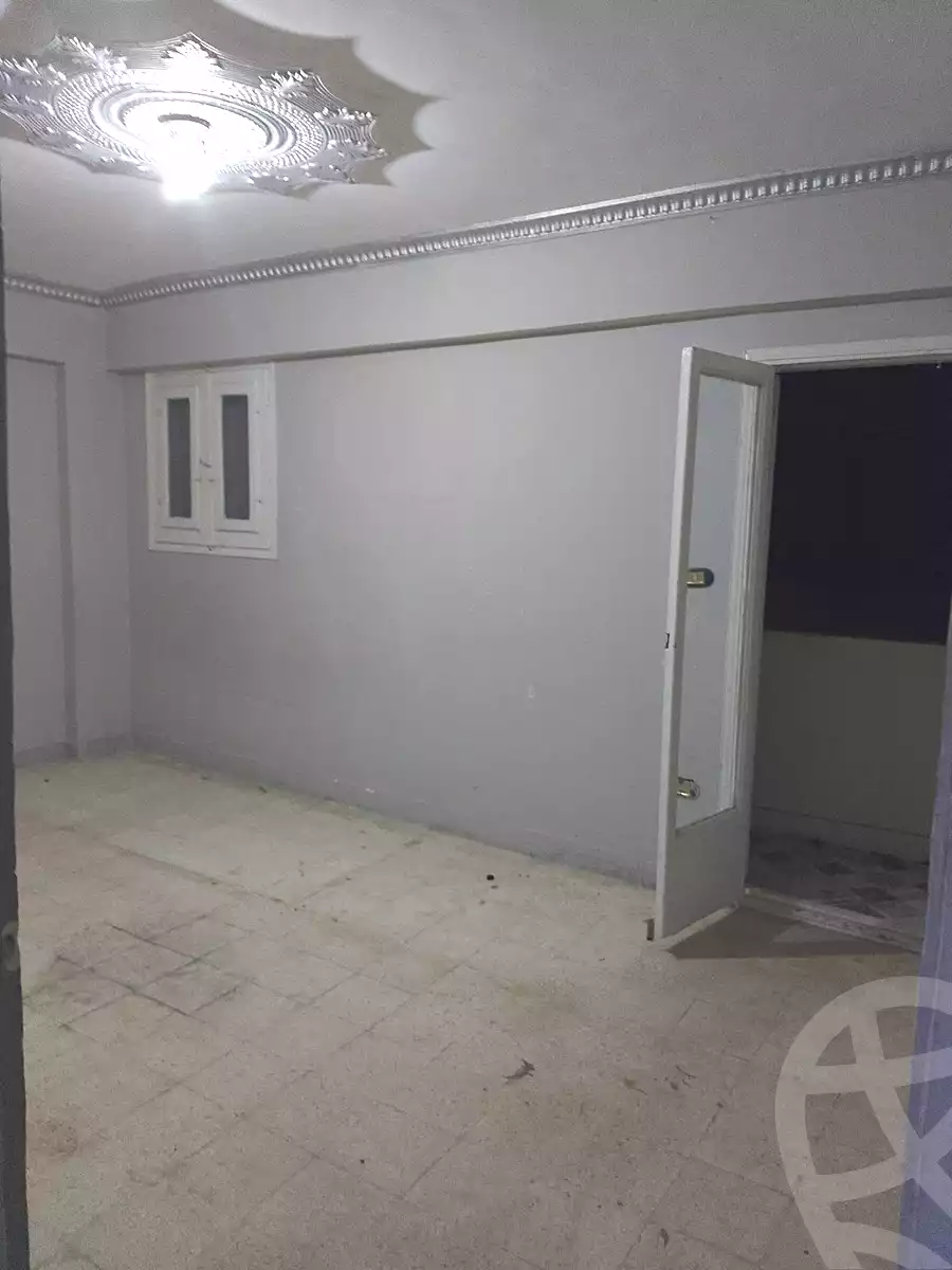 https://aqarmap.com.eg/en/listing/7004733-for-sale-alexandria-al-agamy-el-hanouvel-khalil-khair-allah-st