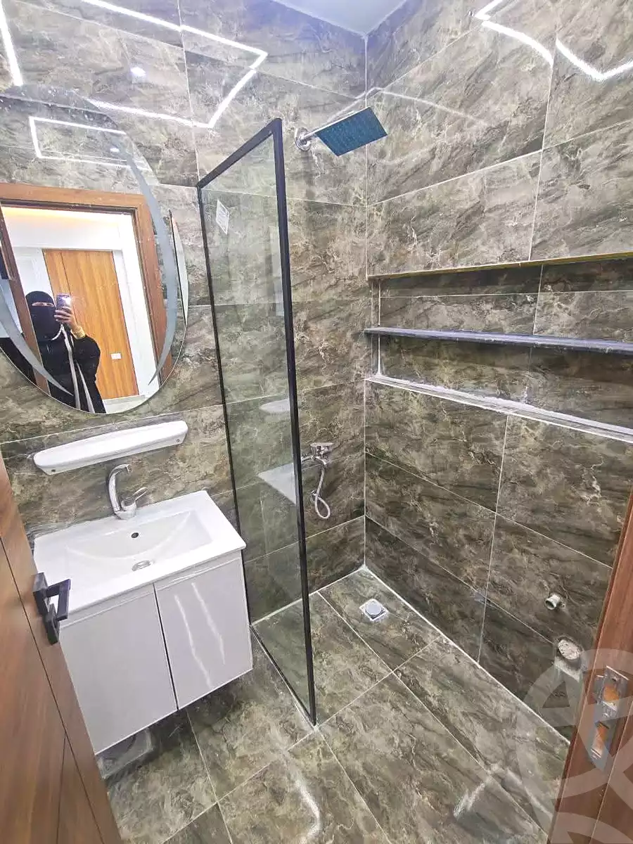https://aqarmap.com.eg/ar/listing/7005048-for-sale-alexandria-al-agamy-el-hanouvel