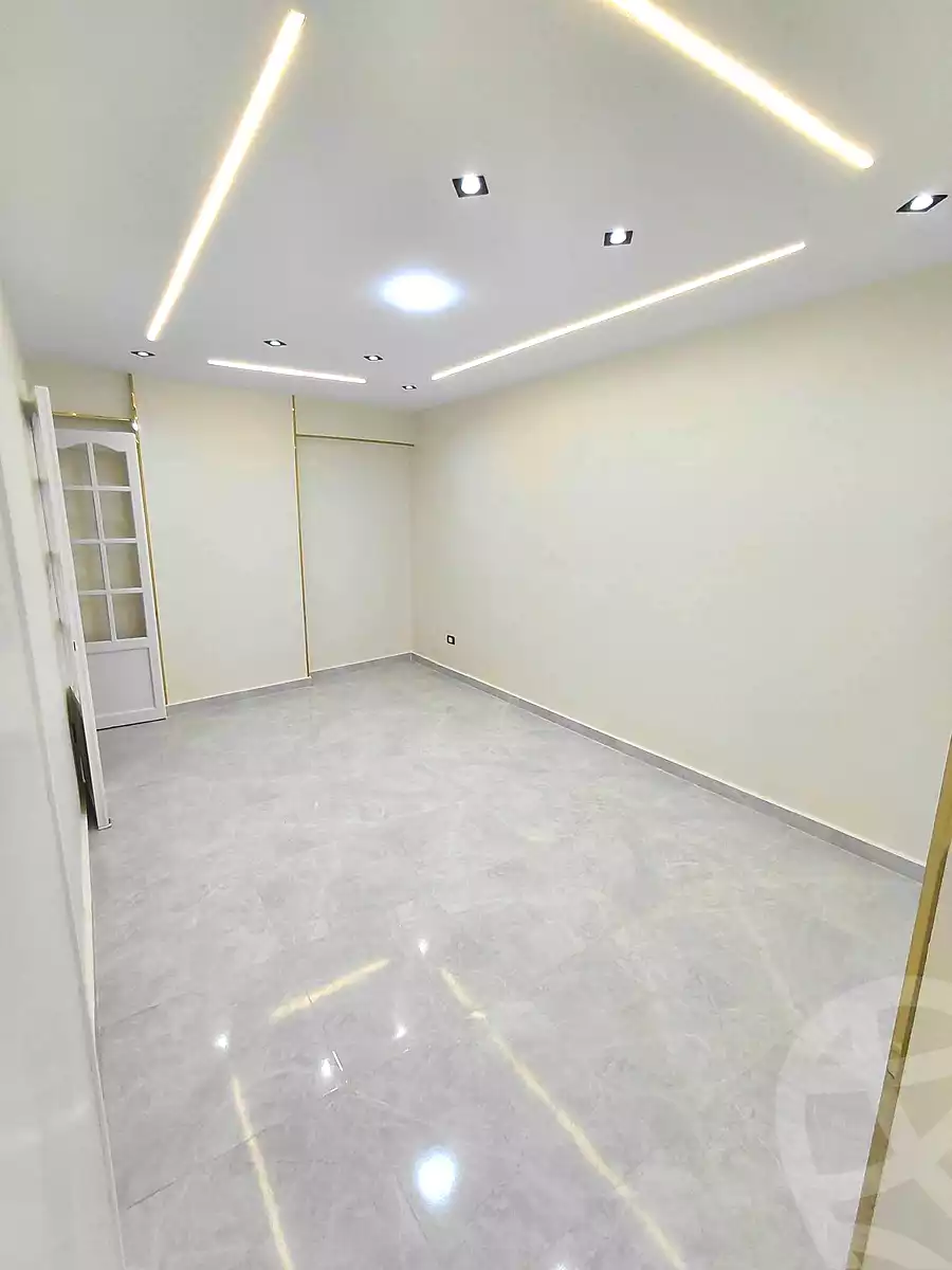 https://aqarmap.com.eg/ar/listing/7005058-for-sale-alexandria-sydy-bshr-sydy-bshr-bhry-shr-mhmwd-l-yswy