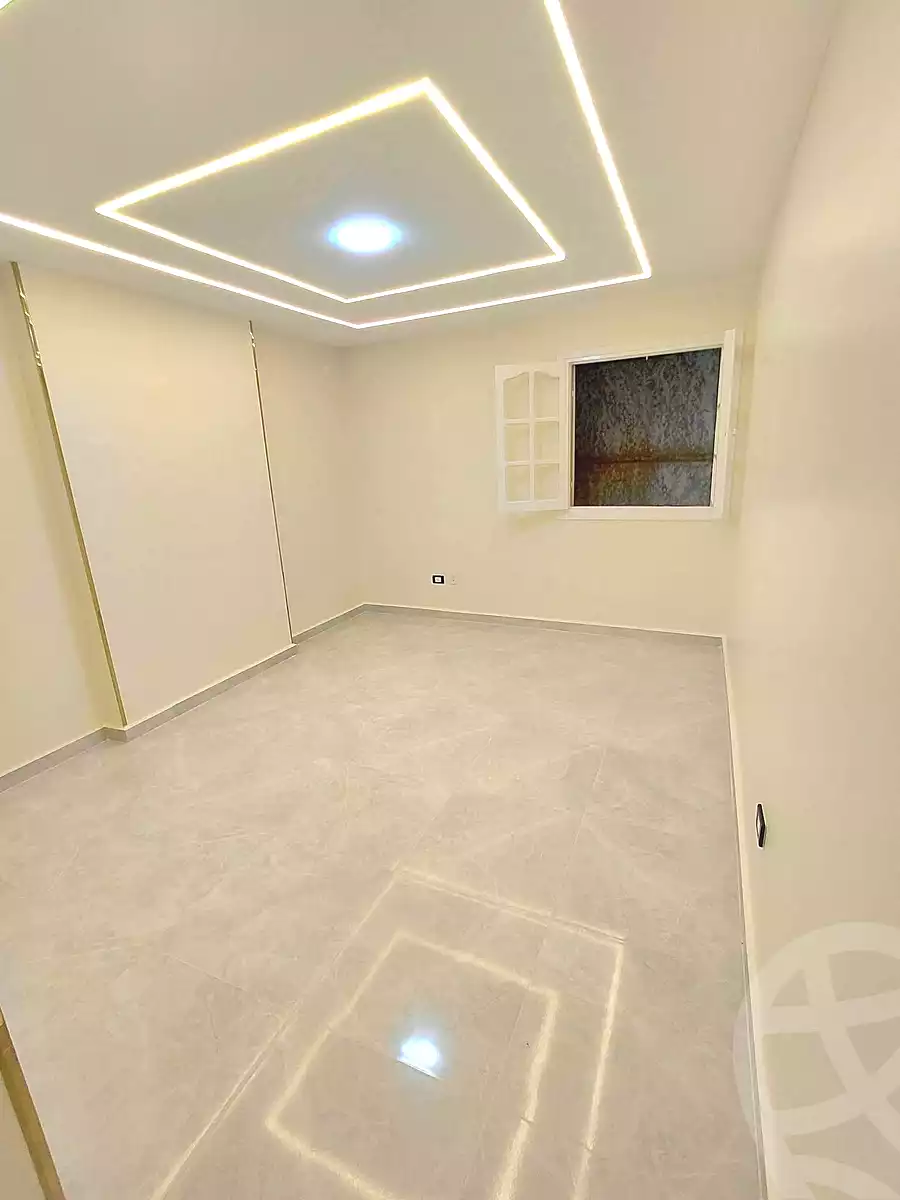 https://aqarmap.com.eg/ar/listing/7005058-for-sale-alexandria-sydy-bshr-sydy-bshr-bhry-shr-mhmwd-l-yswy