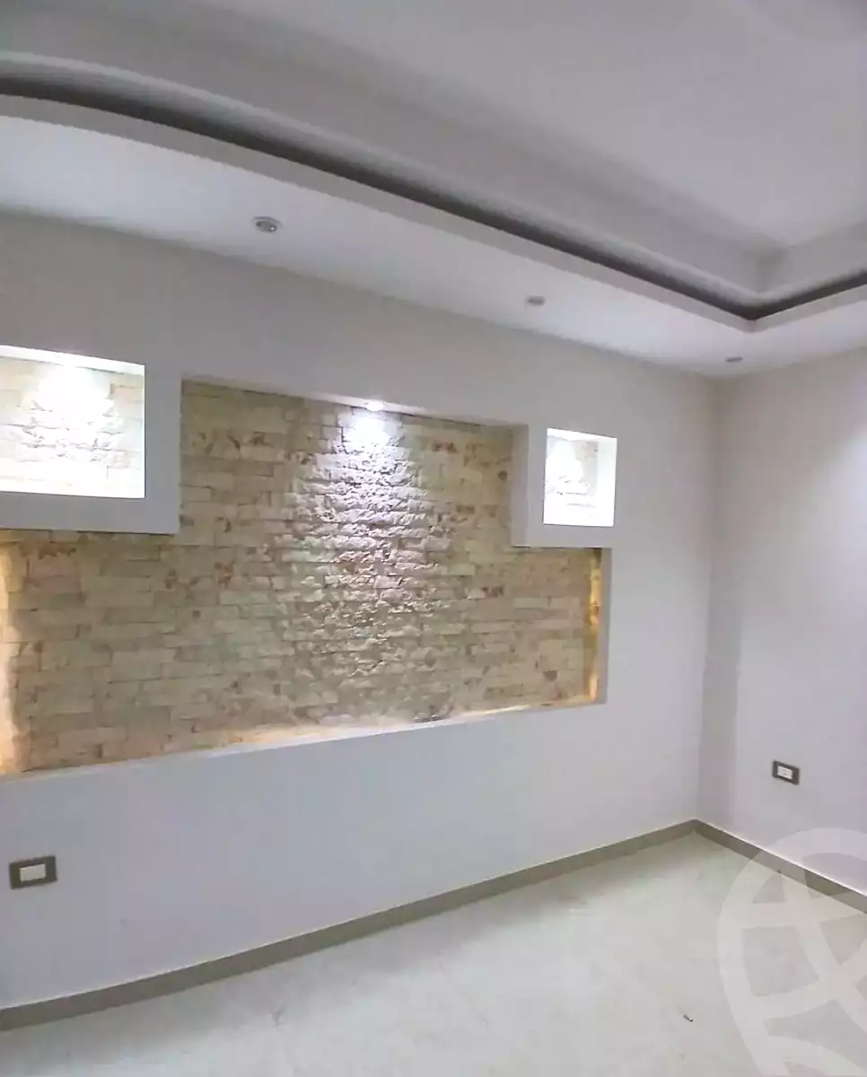 https://aqarmap.com.eg/ar/listing/7005131-for-sale-alexandria-el-mandara-alex-el-mandara-bahri-sidi-kamal-st