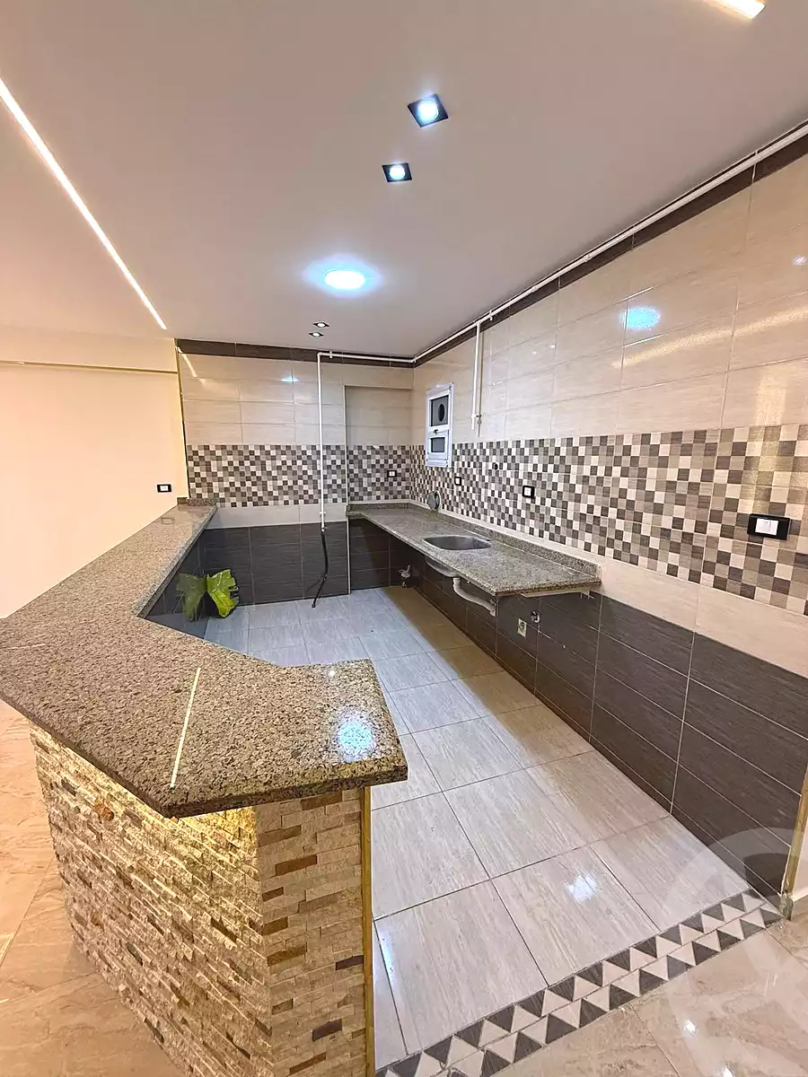 https://aqarmap.com.eg/ar/listing/7005194-for-sale-alexandria-sydy-bshr-sydy-bshr-bhry-khalil-hamada-st