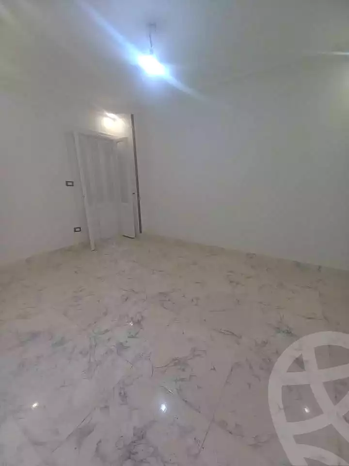 https://aqarmap.com.eg/ar/listing/7005205-for-rent-alexandria-el-mandara-alex-el-mandara-bahri
