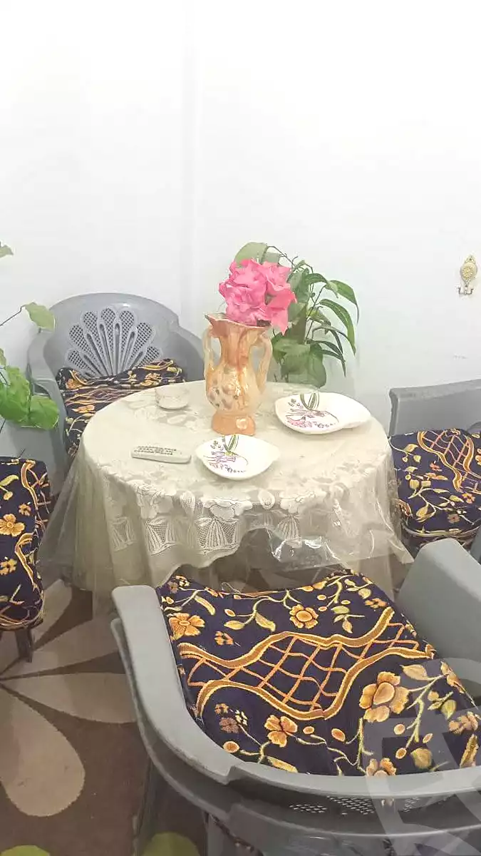 https://aqarmap.com.eg/ar/listing/7005216-for-rent-alexandria-al-agamy-el-hanouvel-radwan-st
