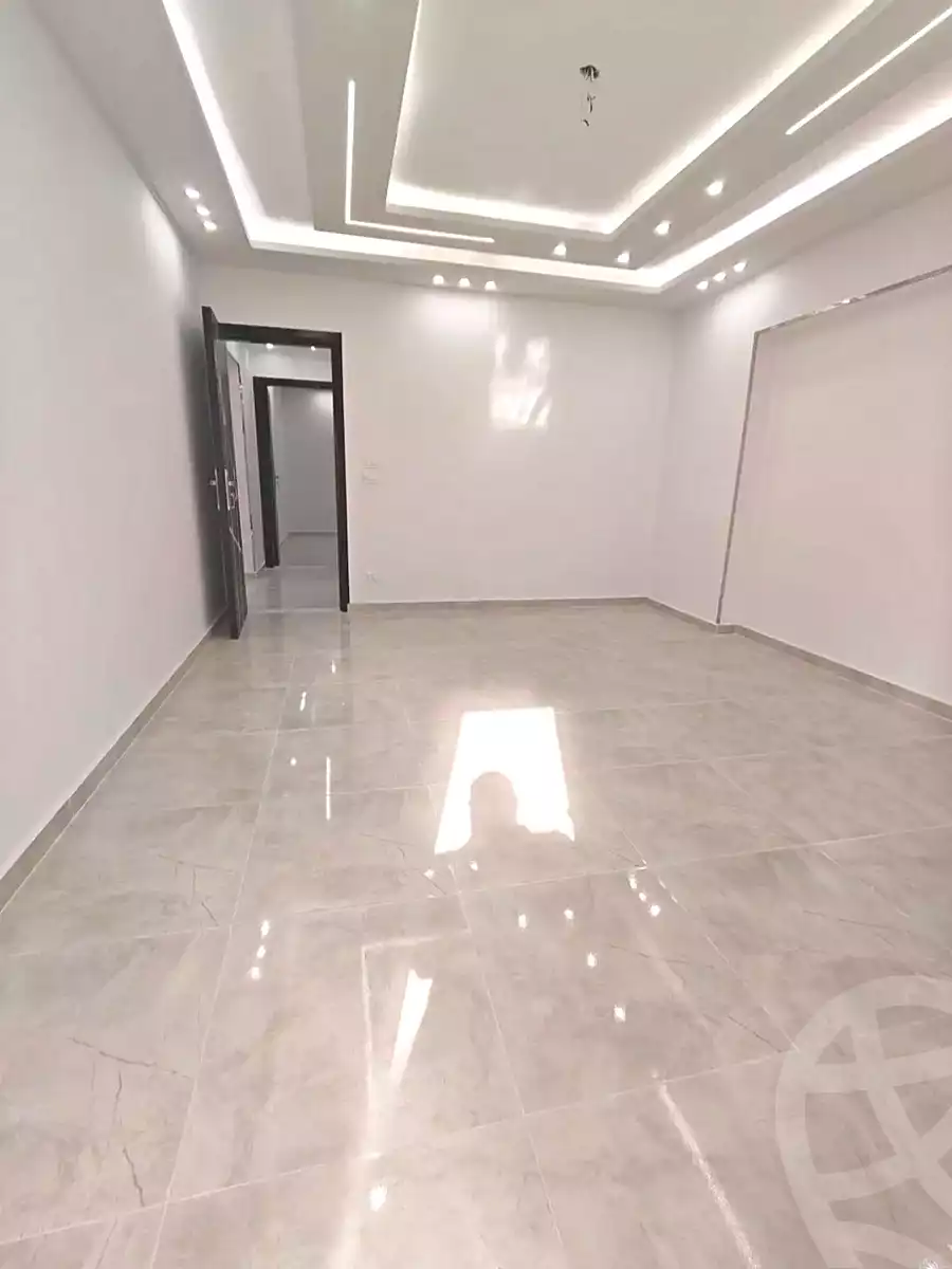https://aqarmap.com.eg/ar/listing/7005622-for-sale-alexandria-el-asafra-shr-45