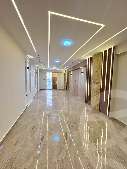 https://aqarmap.com.eg/ar/listing/7005635-for-sale-alexandria-sydy-bshr-sydy-bshr-bhry-khalil-hamada-st