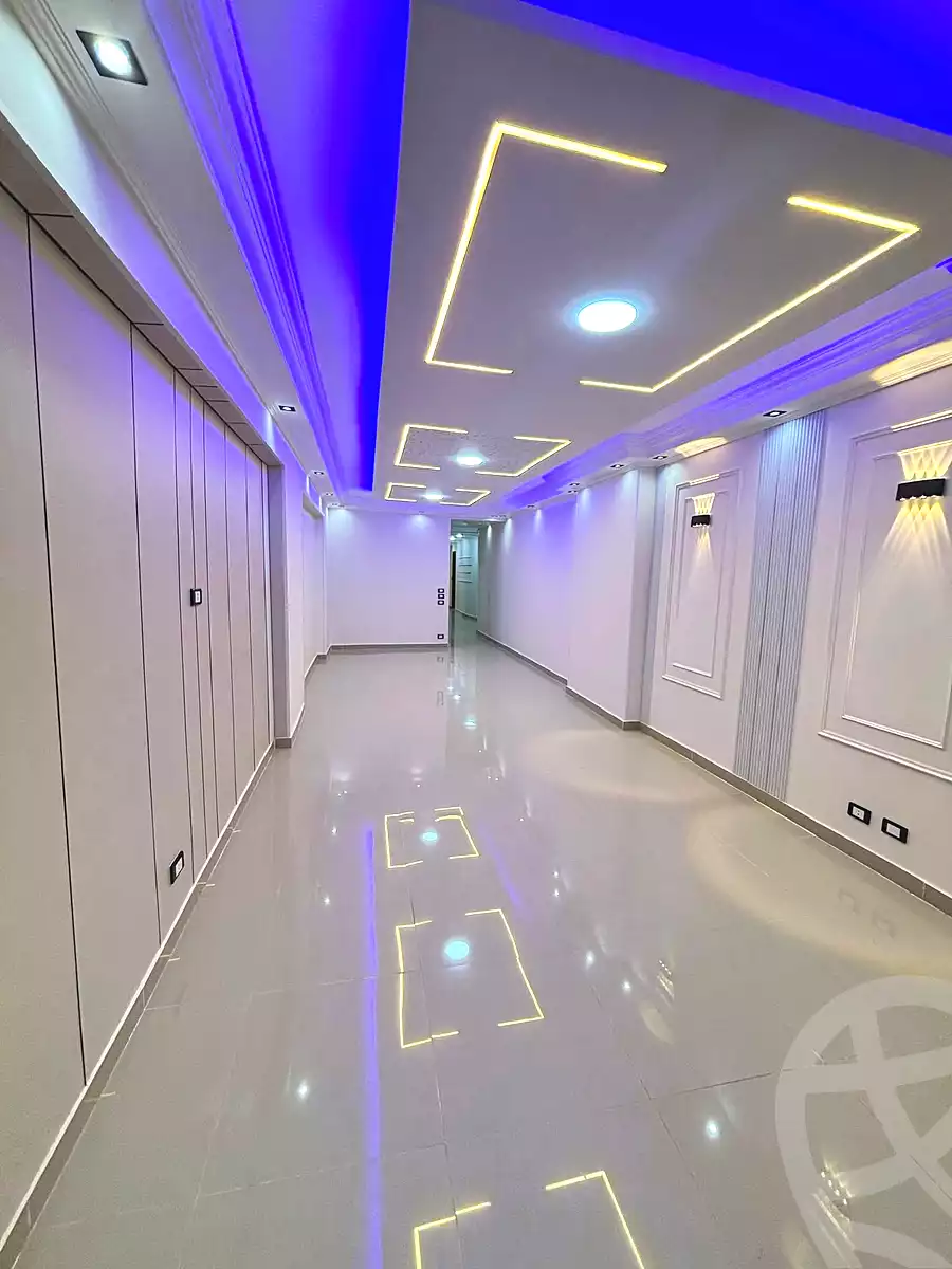 https://aqarmap.com.eg/ar/listing/7005787-for-sale-alexandria-sydy-bshr-sydy-bshr-bhry-shr-mhmwd-l-yswy