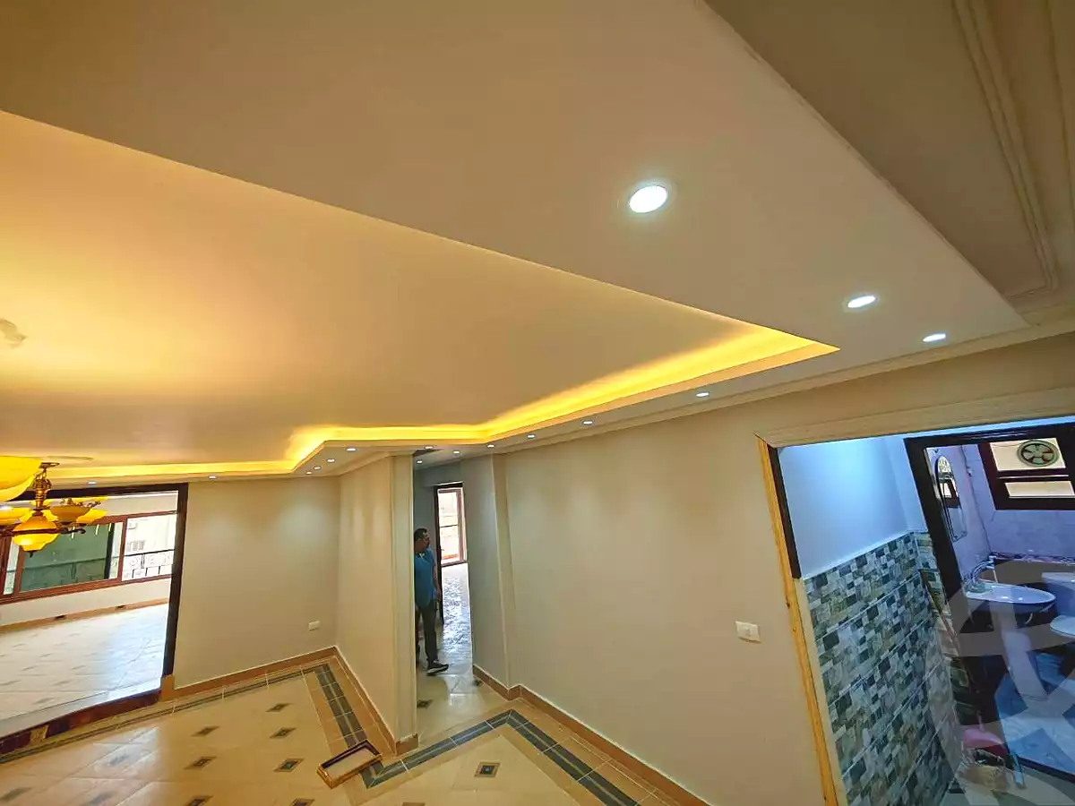 https://aqarmap.com.eg/en/listing/7005800-for-sale-cairo-helwan-ahmed-enci-st