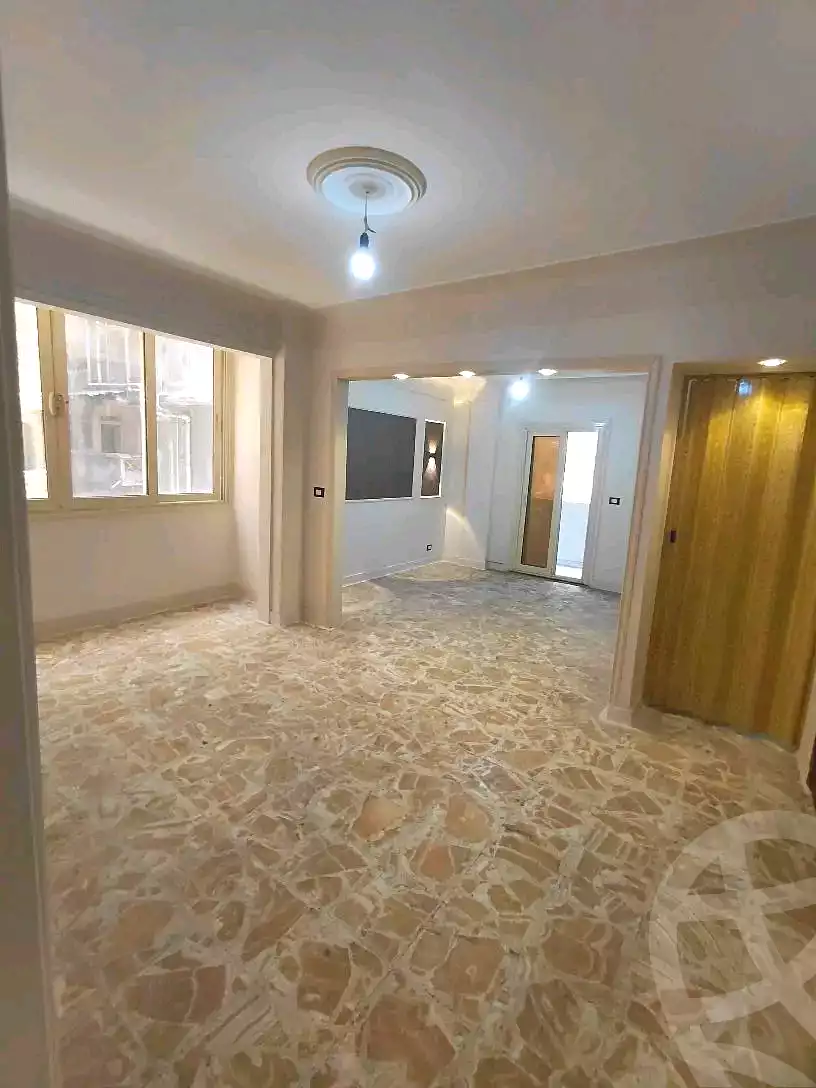 https://aqarmap.com.eg/ar/listing/7006036-for-sale-alexandria-sydy-bshr-sydy-bshr-bhry-mohammed-atef-el-saeed-st