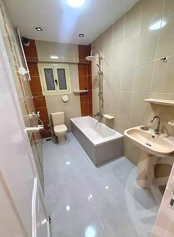 https://aqarmap.com.eg/ar/listing/7006302-for-sale-alexandria-sydy-bshr-sydy-bshr-bhry-amr-el-nogomy-st