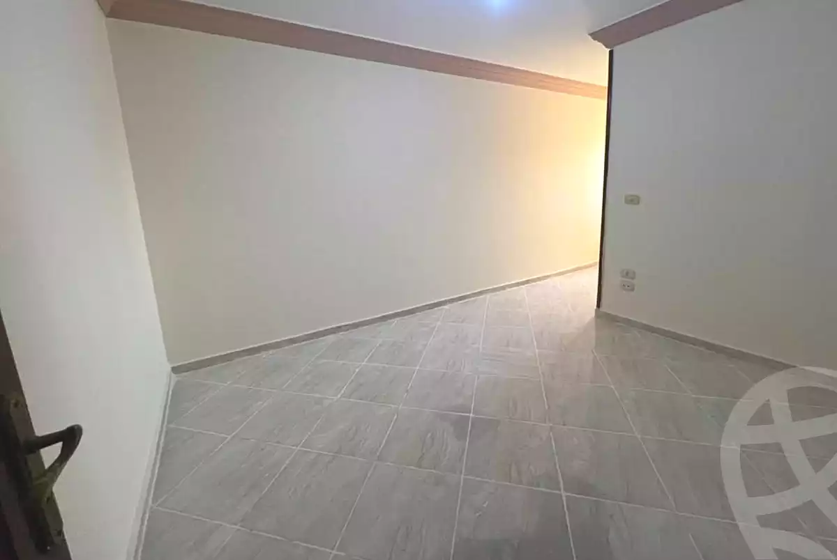 https://aqarmap.com.eg/en/listing/7006341-for-sale-alexandria-moharram-bey-ali-al-askandarani-st