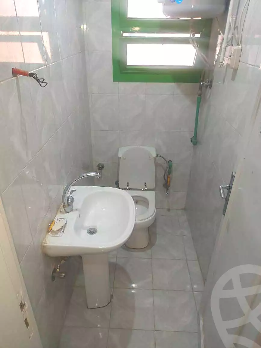 https://aqarmap.com.eg/ar/listing/7006415-for-sale-cairo-helwan-sherif-st