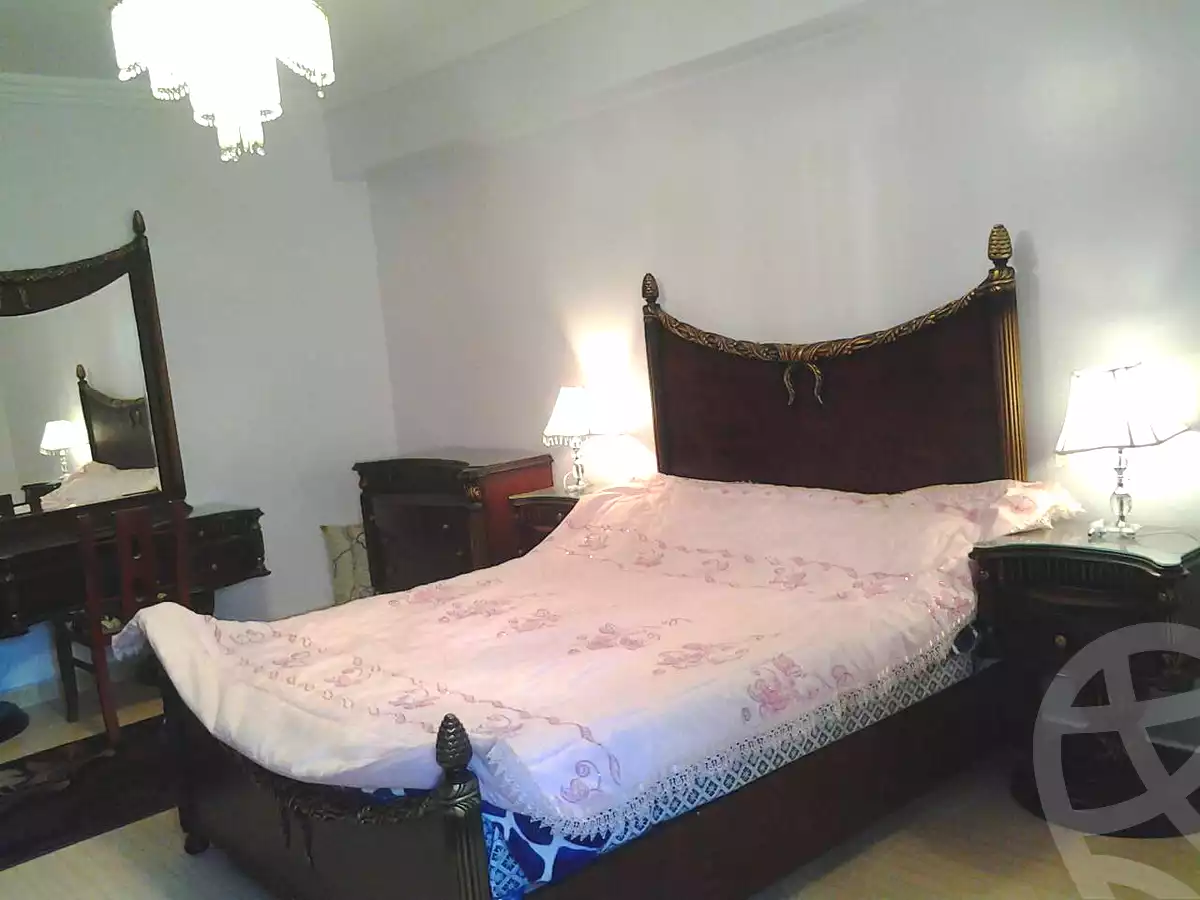 https://aqarmap.com.eg/en/listing/7006511-for-rent-alexandria-kafr-abdo-hussein-basha-st