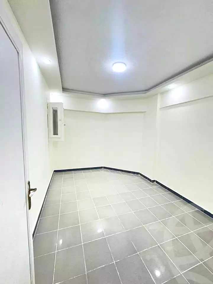 https://aqarmap.com.eg/ar/listing/7006759-for-sale-alexandria-al-agamy-shataa-el-nakheel